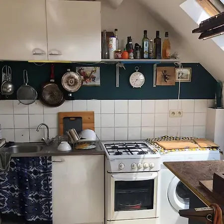 Cozy Flat Sous Les Toits De Saint Gilles *