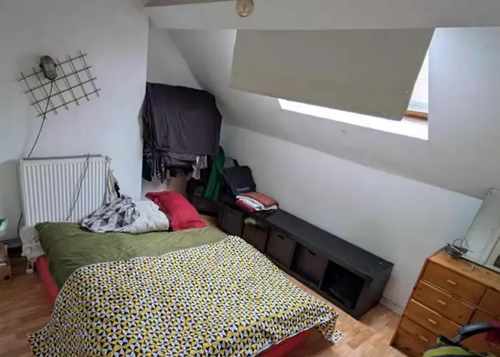 Cozy Flat Sous Les Toits De Saint Gilles Appartamento Mellet